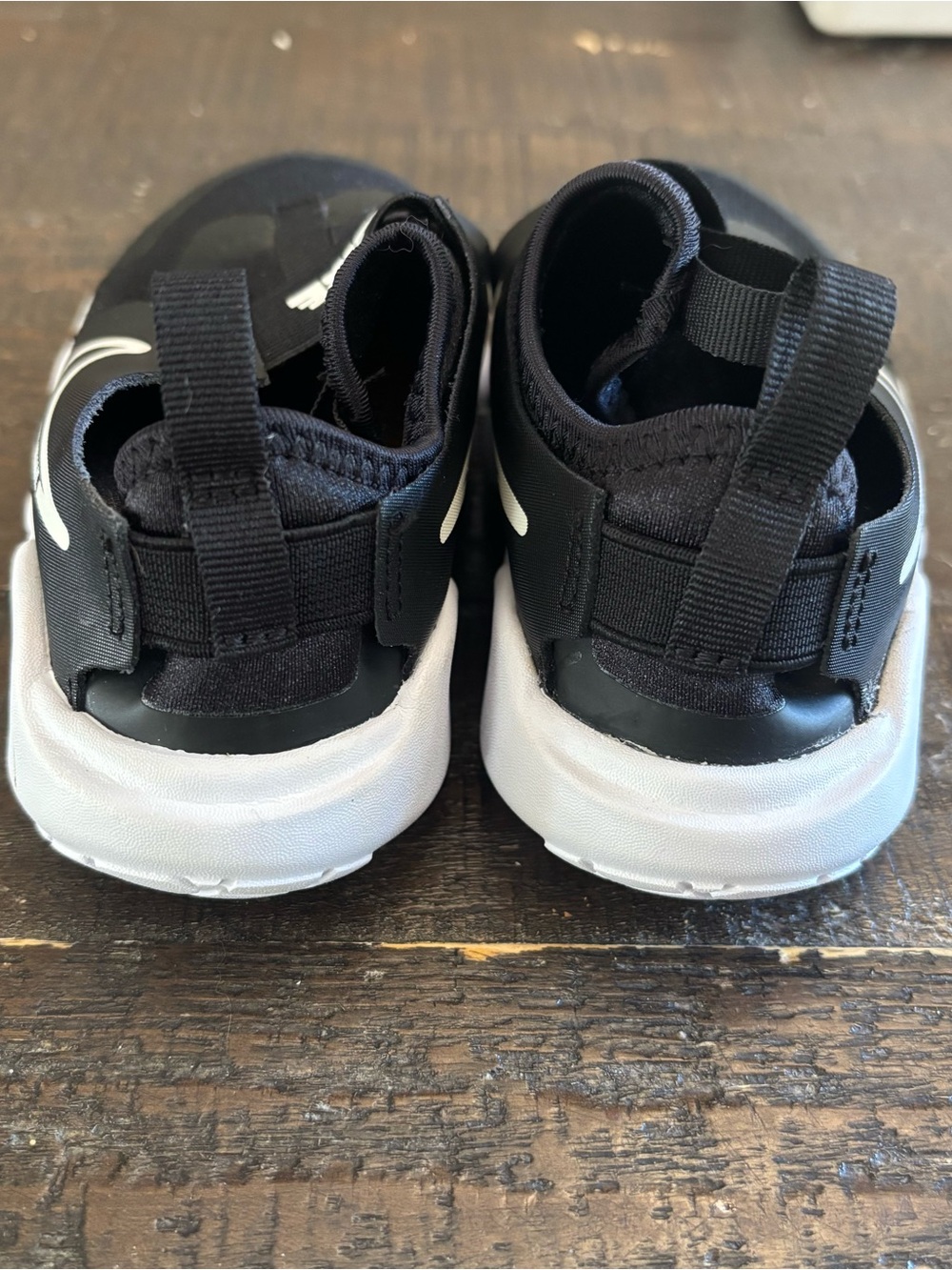NWOT Nike Toddler Black Slip-On Sneakers, size 10 - Picture 3 of 5